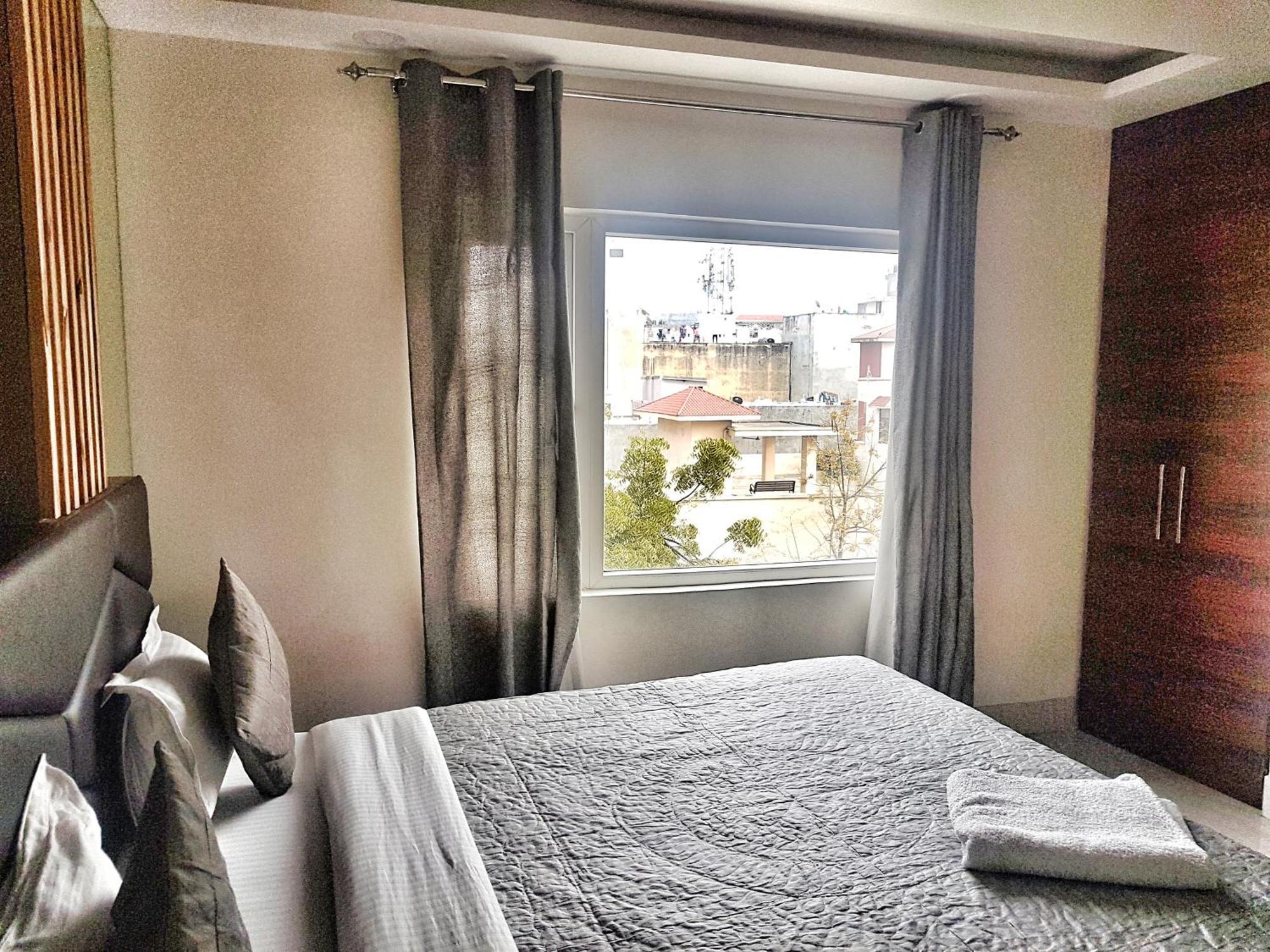 Guest house Airport Delhi Aerocity, 15 Mins Yashobhoomi