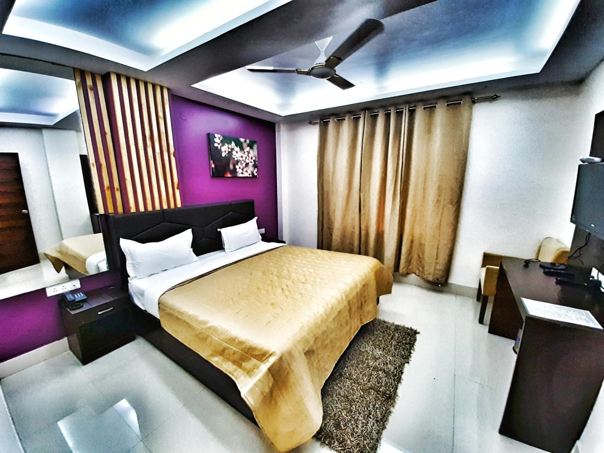 Maison d'hôtes Airport Delhi Aerocity, 15 Mins Yashobhoomi New Delhi