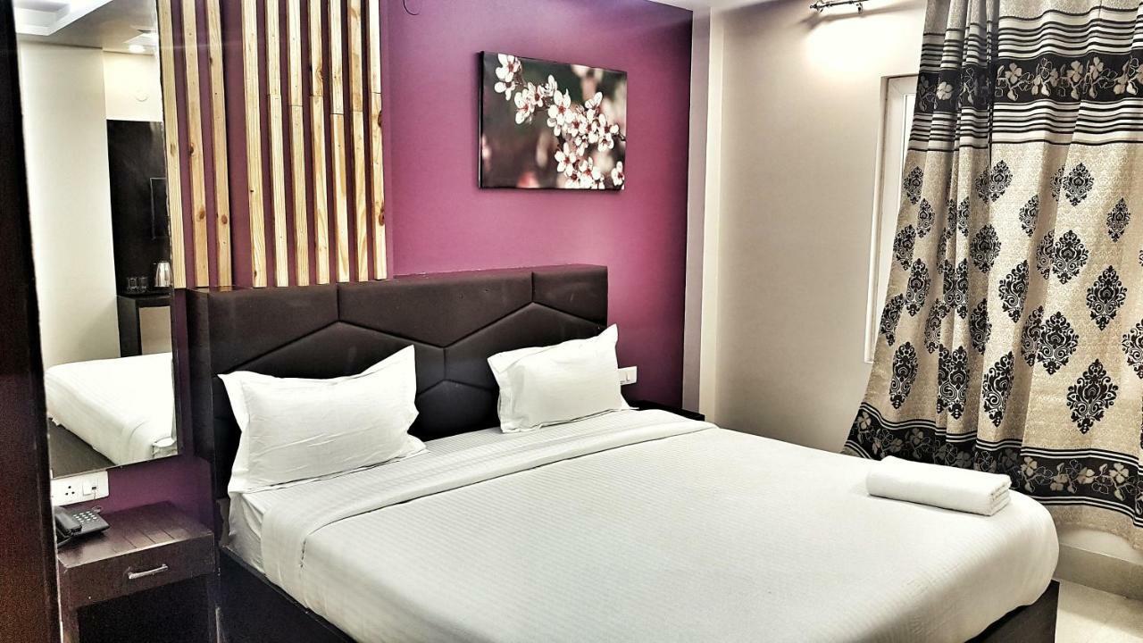 Airport Delhi Aerocity, 15 Mins Yashobhoomi Maison d'hôtes 3*